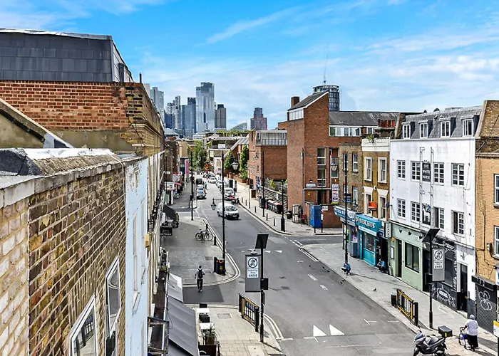 Huge Shoreditch Apartment- Private Roof Terrace